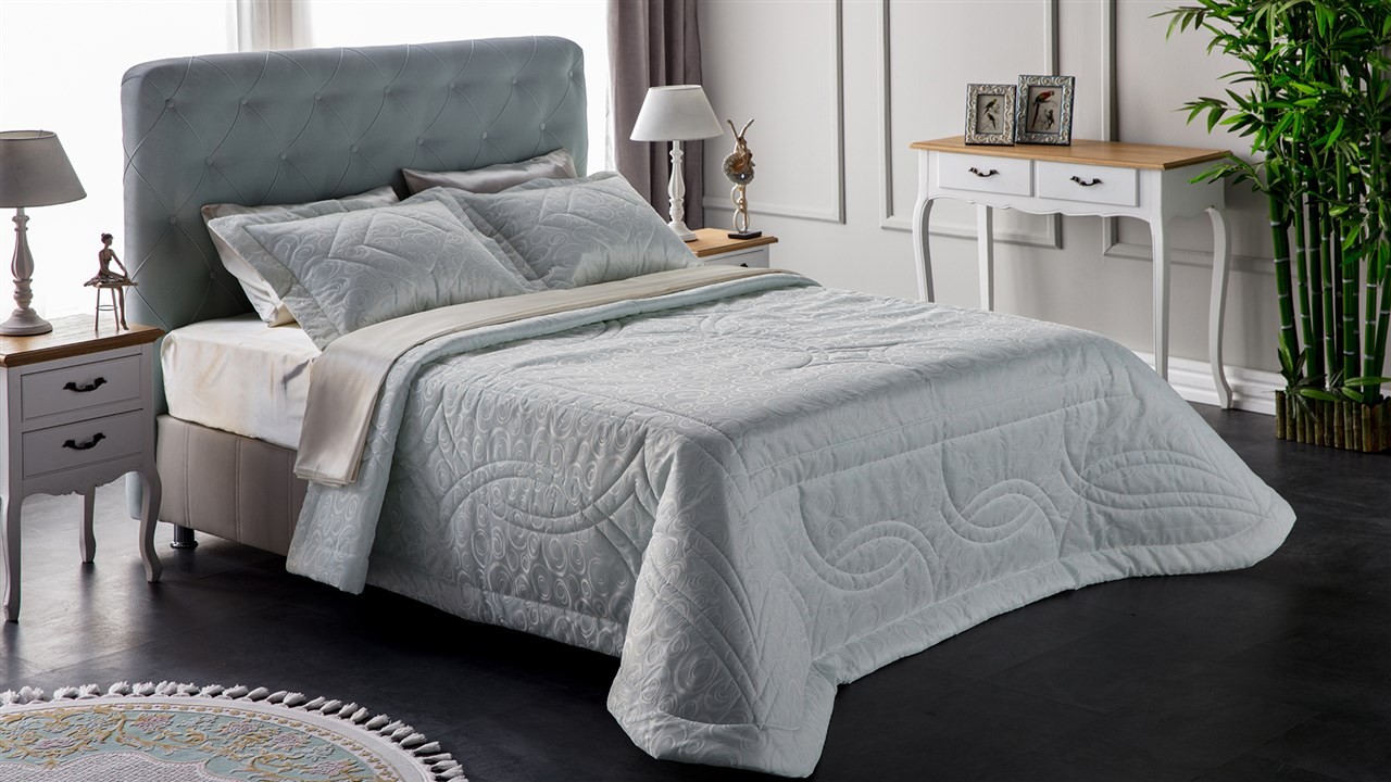 Set cuvertura pat elegance angel mavi DOQU Cuverturi si Pături