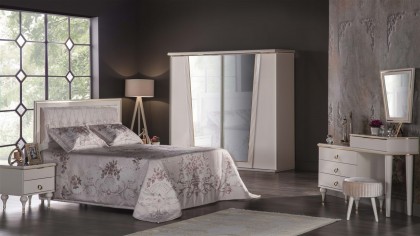 Set Dormitor Vitella , Sifonier Usi Glisante, Pat cu cadru 180x200, Culoare Fildes  Magazin SETDORMITORVITELLA