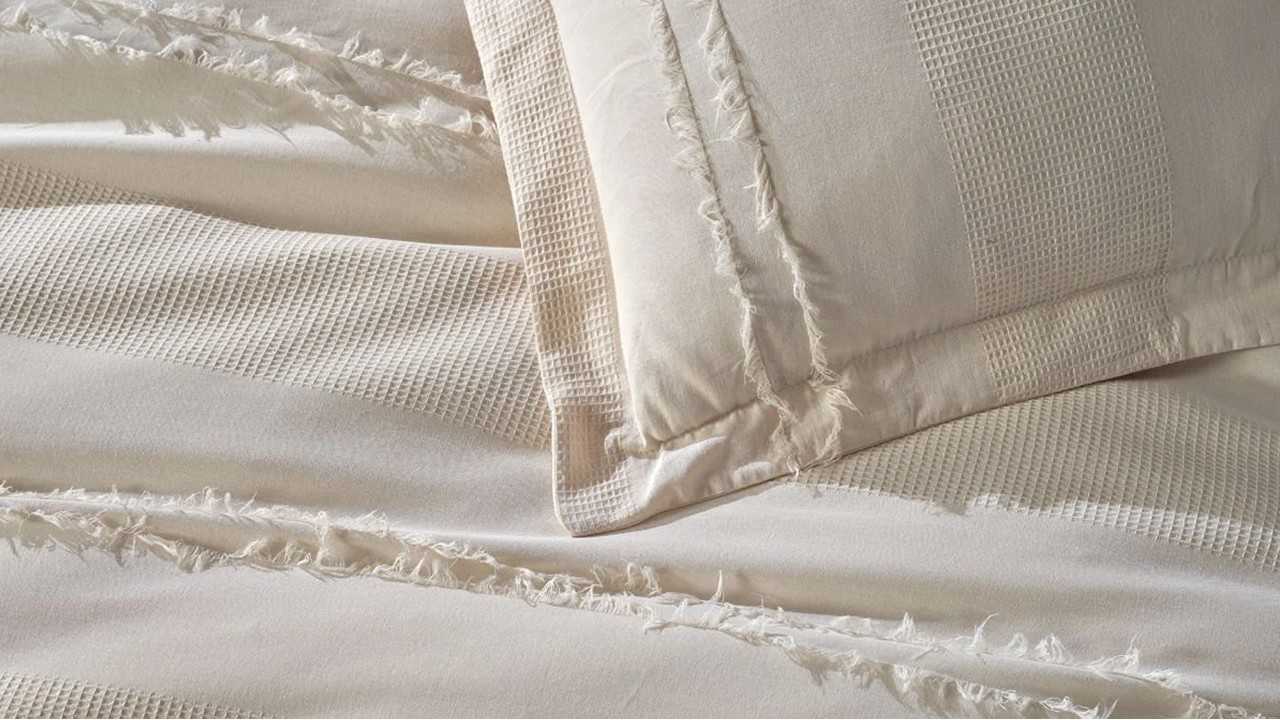 Set Lenjerie de pat Carla Double, Crem DOQU Lenjerie de pat