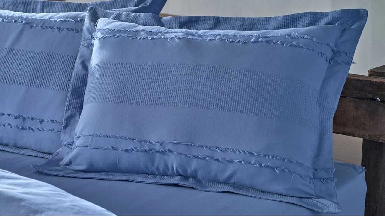 Set Lenjerie de pat Carla Double, Albastru DOQU Lenjerie de pat
