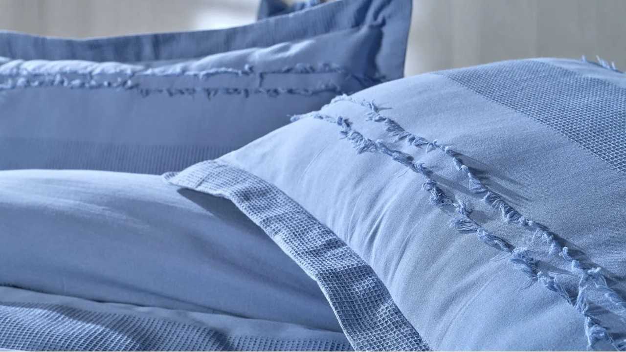 Set Lenjerie de pat Carla Double, Albastru DOQU Lenjerie de pat