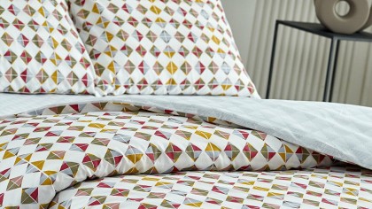 Set Lenjerie de pat Festival City Double, Coral-Geometric DOQU Lenjerie de pat