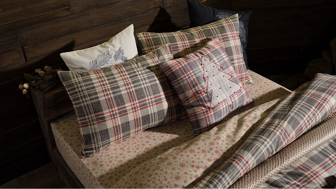 Set Lenjerie de pat Flanel Wendy Double - Carouri Multicolor DOQU Lenjerie de pat