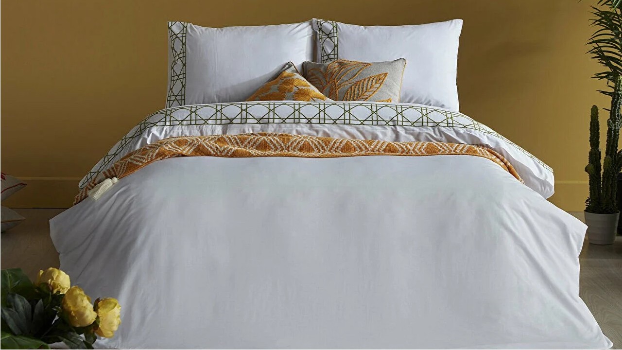 Set Lenjerie de pat Double cu broderie Angel, Alb DOQU Lenjerie de pat