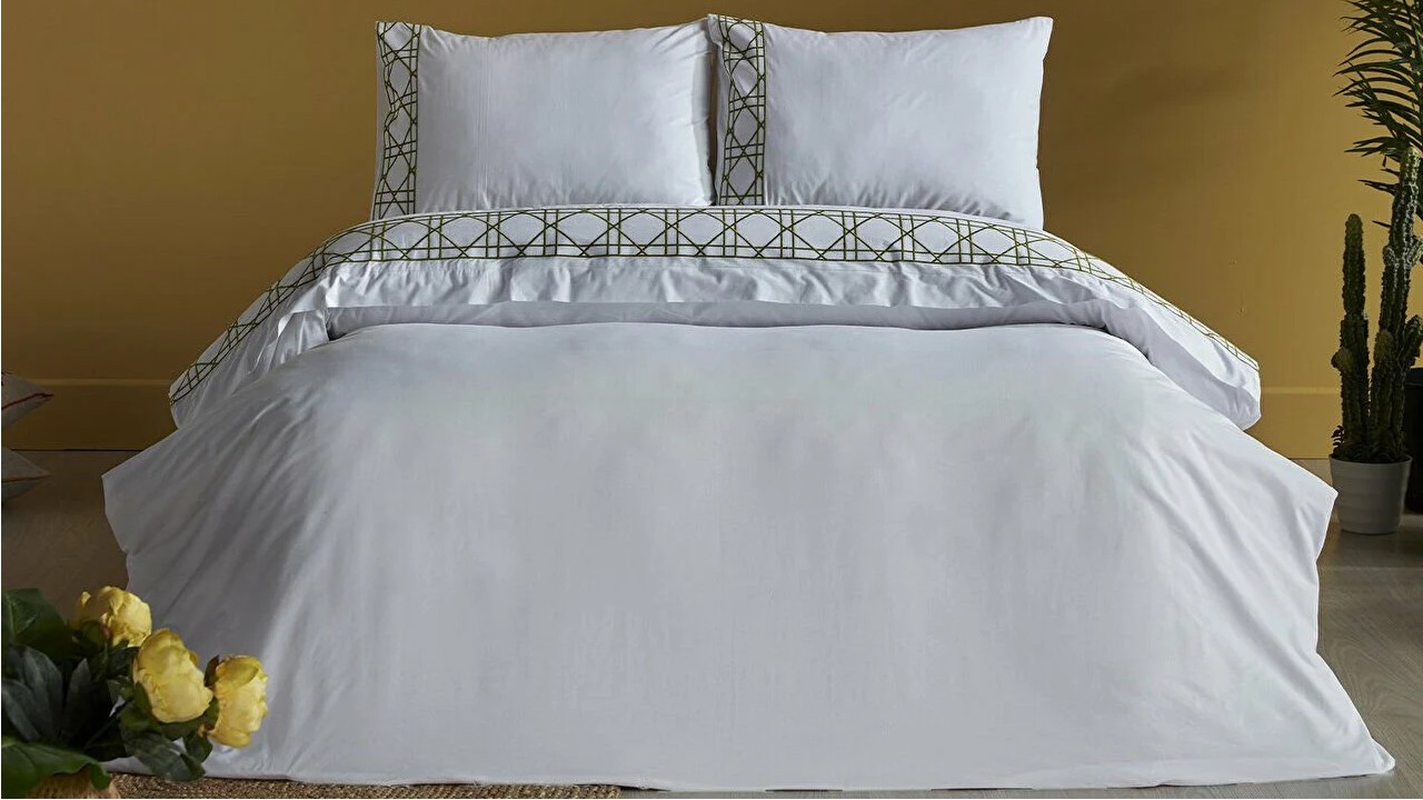 Set Lenjerie de pat Double cu broderie Angel, Alb DOQU Lenjerie de pat