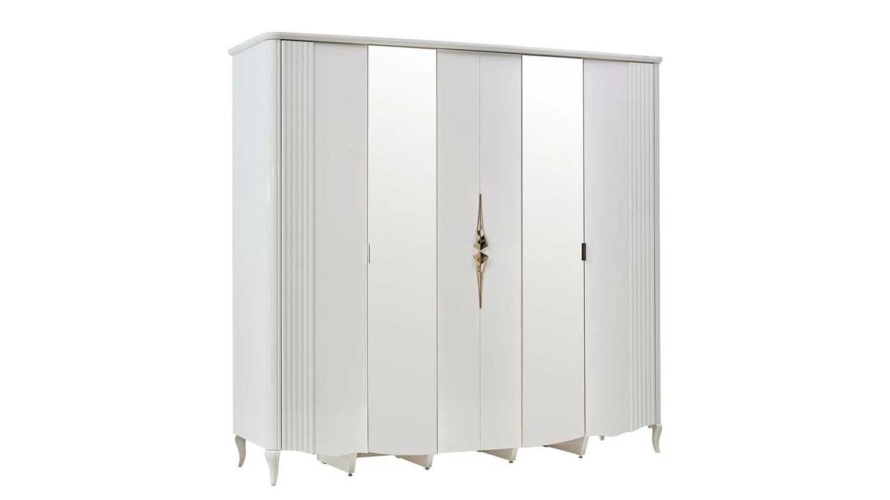 Set Dormitor Victor, Sifonier 5 usi, Pat 160x200, culoare Fildes, Finisaj Auriu  Set Dormitor VICDORM5USI160200