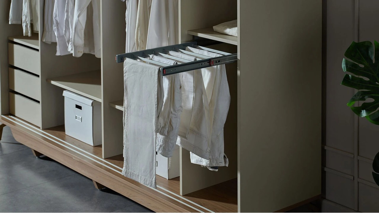 Set Dormitor Montella cu Tablie XL  Set Dormitor