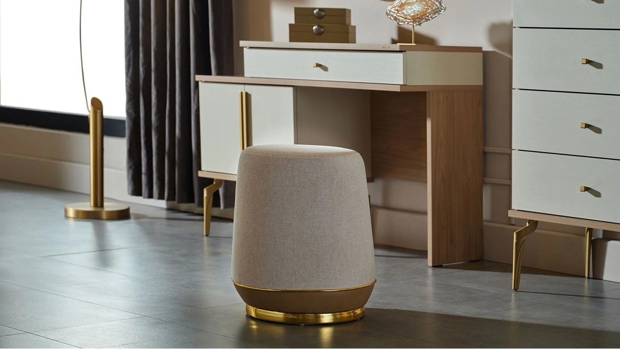 Set Dormitor Montella cu Tablie XL  Set Dormitor