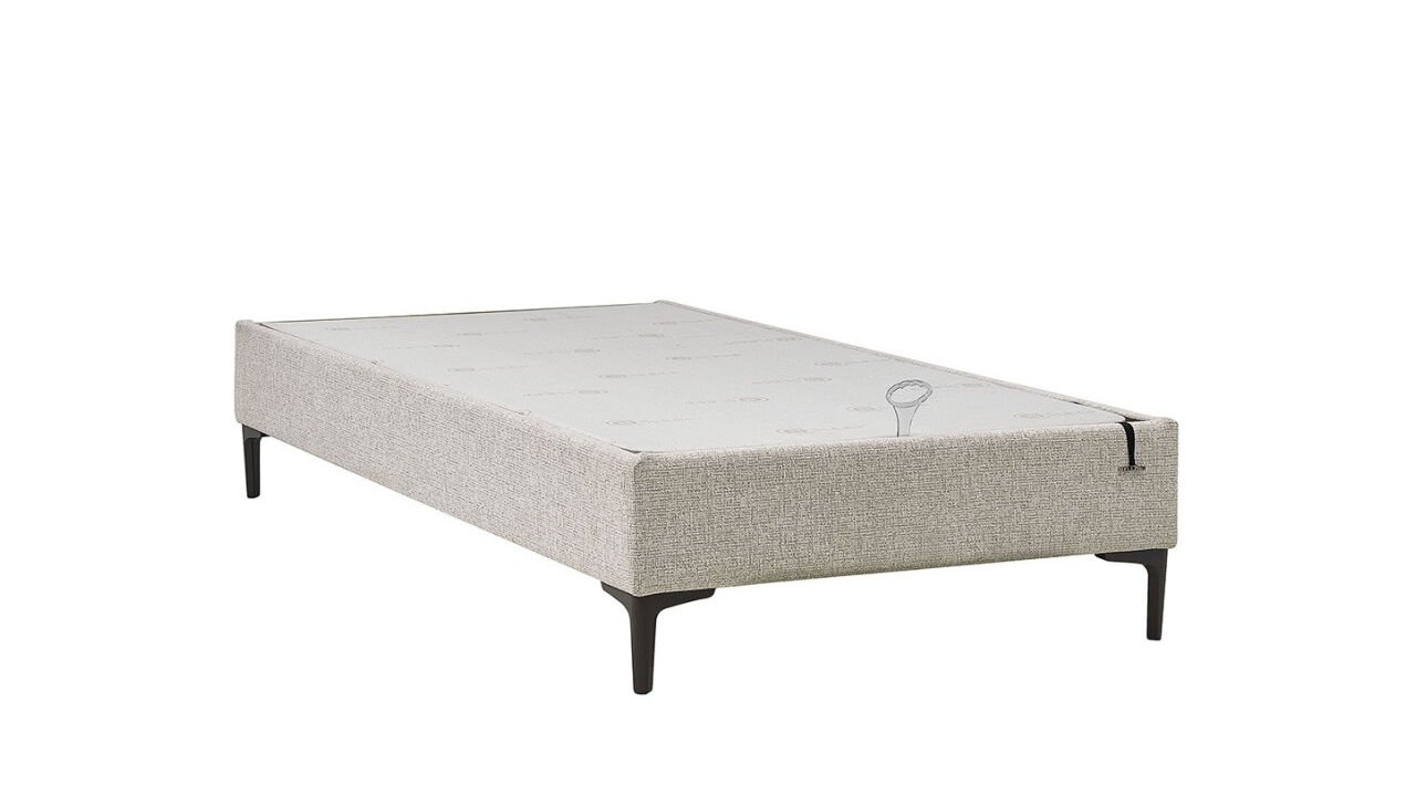 Pat Tineret Mona BELLONA Pat