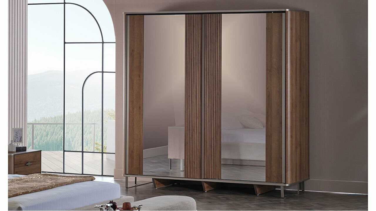 Set Dormitor Mirante cu Sifonier Usi Glisante si Pat 160x200cm  Set Dormitor SHOWROOMSETDORMITORMIRANTE