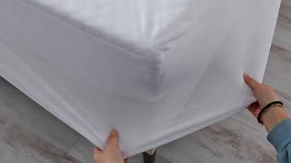 Husa Softy Alez Impermeabila, 160X200cm, Alb DOQU Magazin