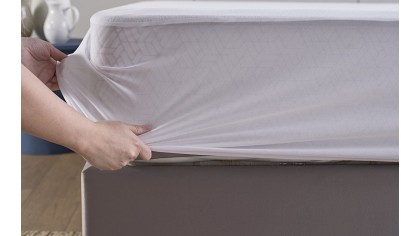 Husa Perla Alez Bumbac Fitted Impermeabila, 120X200cm, Alb DOQU Magazin