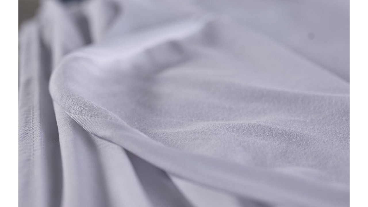 Husa Perla Alez Bumbac Fitted Impermeabila, 120X200cm, Alb DOQU Magazin
