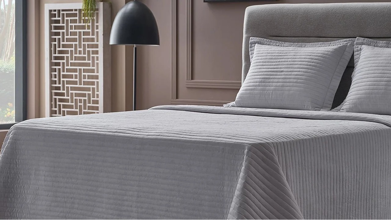 Set Cuvertura de Pat Otto Double, Gri (Piatra) DOQU Cuverturi si Pături