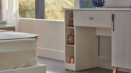 Set Dormitor Pandora, Sifonier 5 usi, Pat 160x200, culoare Fildes-Stejar, Finisaj Bronz Set Dormitor